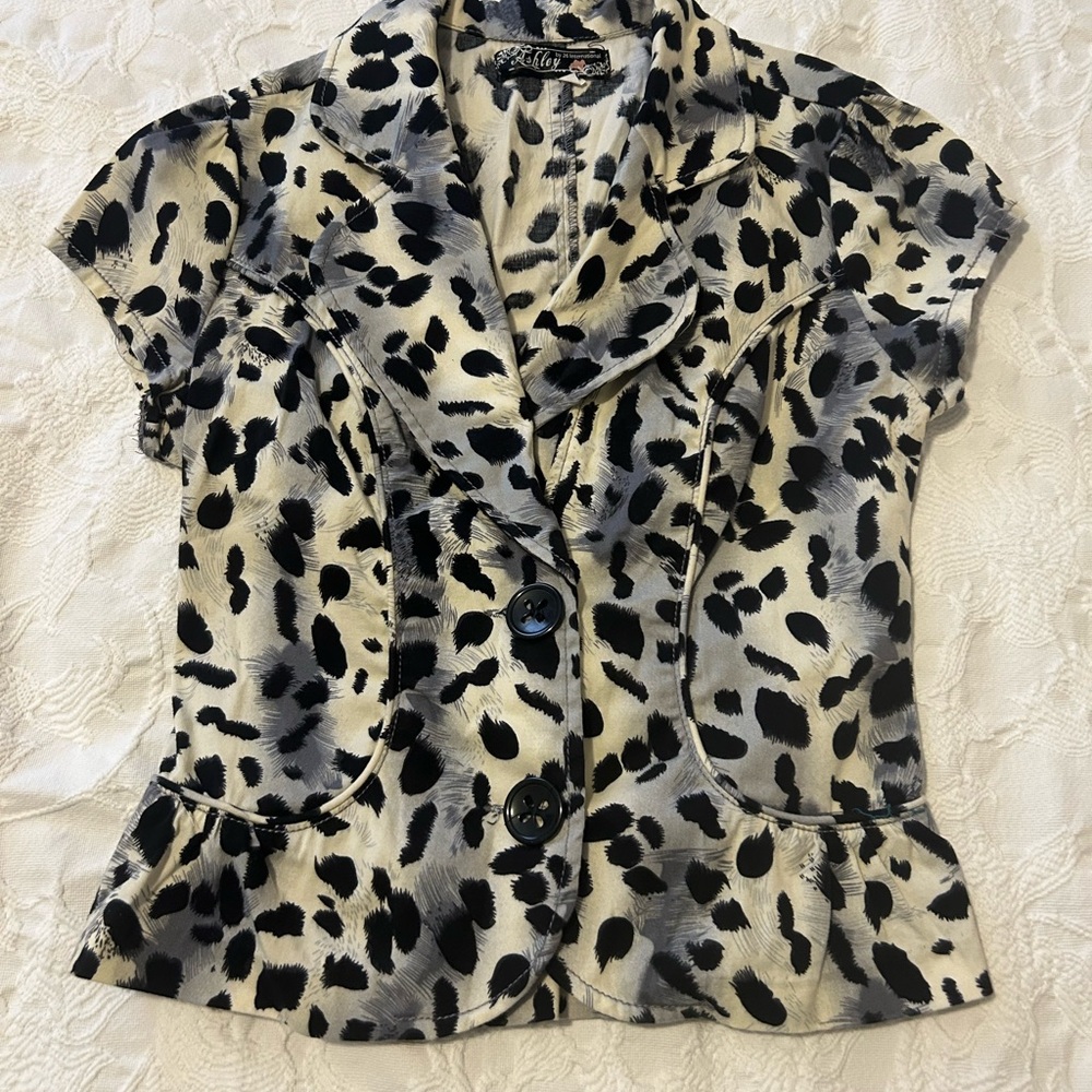 Women’s blouse